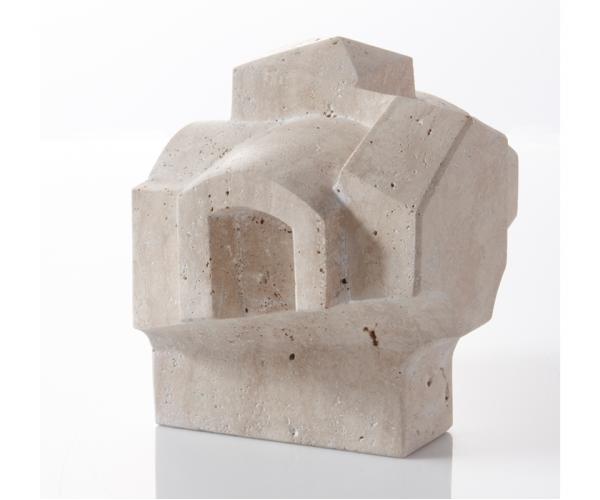 Borgo 1, 2011, Kalkstein, 24 x 19 x 20 cm